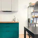 With Terrace And Two Bedrooms, Cracow Vistula Boulevards Daire Krakow