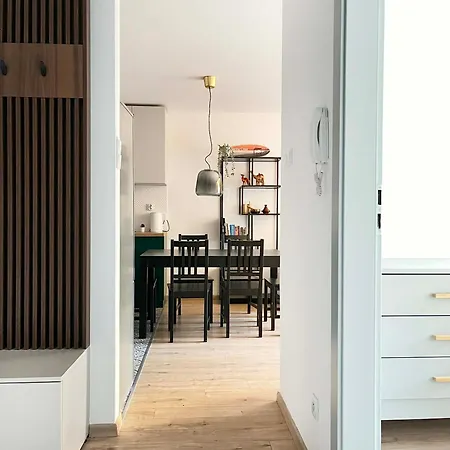 With Terrace And Two Bedrooms, Cracow Vistula Boulevards Apartmán *